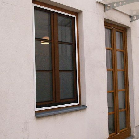 Ferienwohnung Lg Tiny Korneuburg Exterior foto